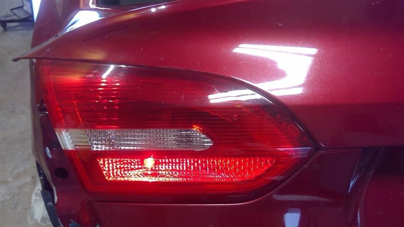 Driver Tail Light Sedan Inner Lid Mounted Fits 15-18 FOCUS 3460883