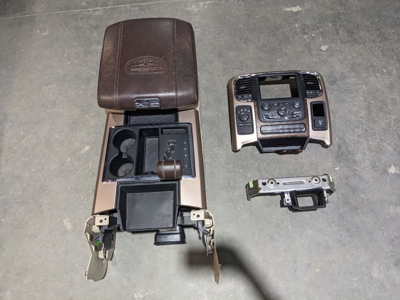 Console Front Floor Fits 13-17 DODGE 1500 PICKUP Laramie Longhorn 1160954