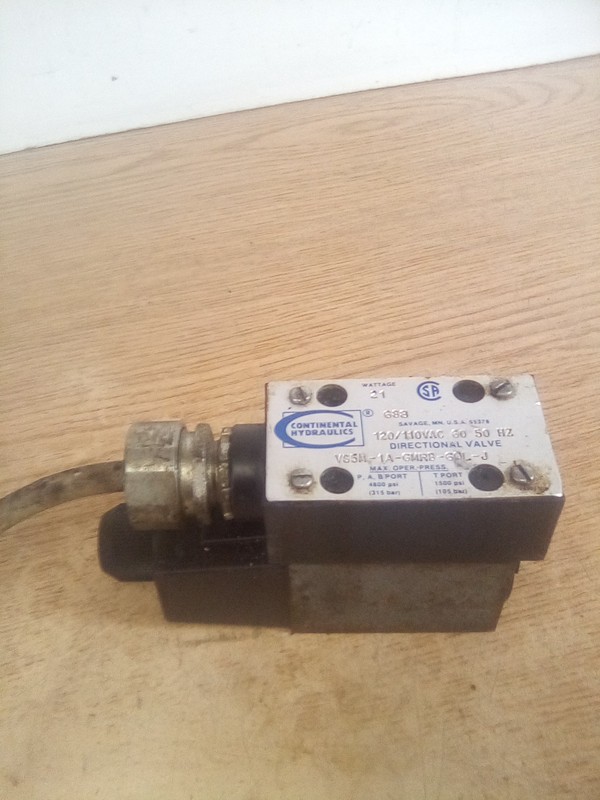 Continental Hydraulics VS5M-1A-GMRB-60L-J Directional Valve 120/110VAC
