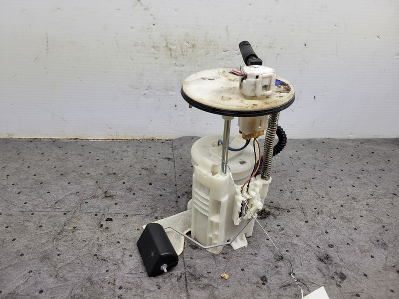 Fuel Pump VIN F 5th Digit 2.5L 4 Cylinder Federal Fits 09-11 CAMRY 1697146