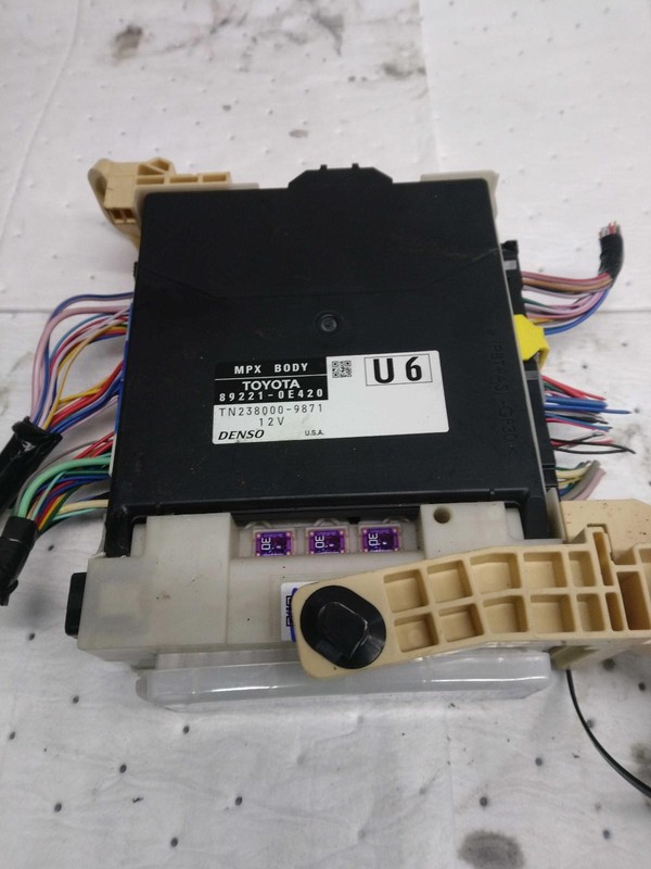 2017 Toyota Highlander Interface Multiplexing Control Module OEM Grey 75K Miles