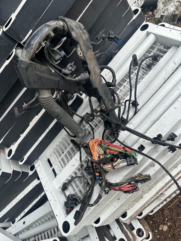 06-08 BMW 750i 4.8 OEM MAIN ENGINE WIRING HARNESS