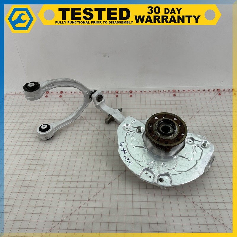 15-18 Mercedes C300 W205 FRONT RIGHT SIDE SPINDLE KNUCKLE W/ HUB SET OEM