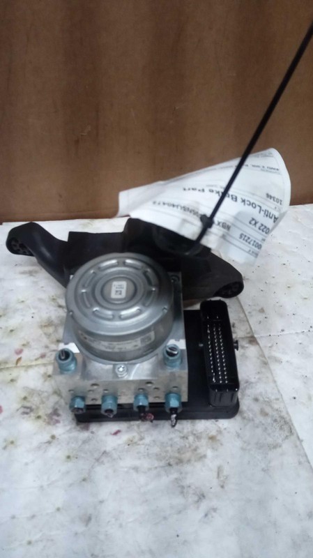 2022 BMW X2 ABS Pump & Motor Assembly OEM 67K Miles Genuine Parts