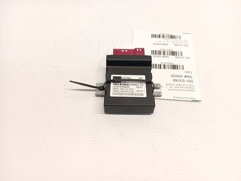 ? OEM BMW F23 F32 F10 F36 F30 F12 Helbako Fuel Pump Relay Control Module EKPM3