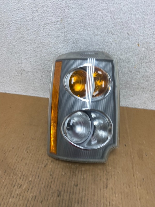 2003-2005 Land Rover Range Rover Right Passenger RH Turn Signal Light AE0668 DW