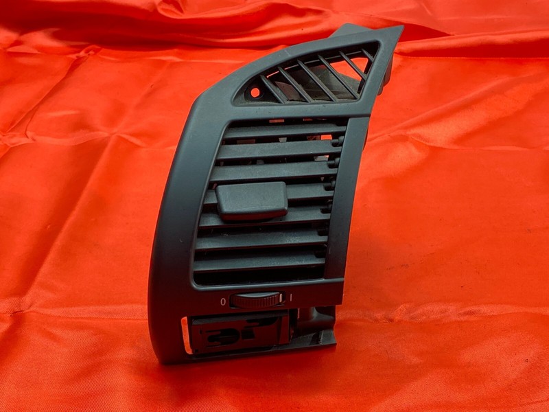 03-08 BMW E85 E86 Z4 Front Left Driver Dash Air Vent Grill Cup Holder Trim* OEM✅