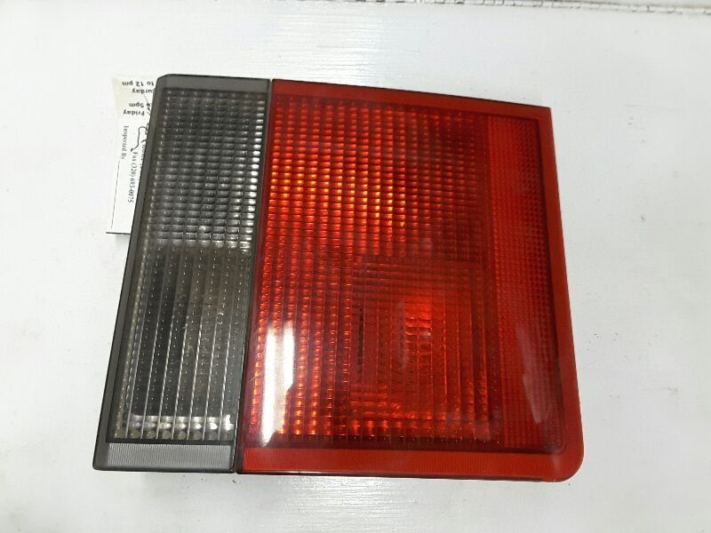97 98 99 RANGE ROVER 4.0 SE R. TAIL LIGHT QUARTER MTD 110415