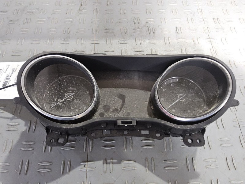 2020-2023 Buick Encore GX Speedometer Instrument Cluster 1.2L MPH and KPH 4.2in