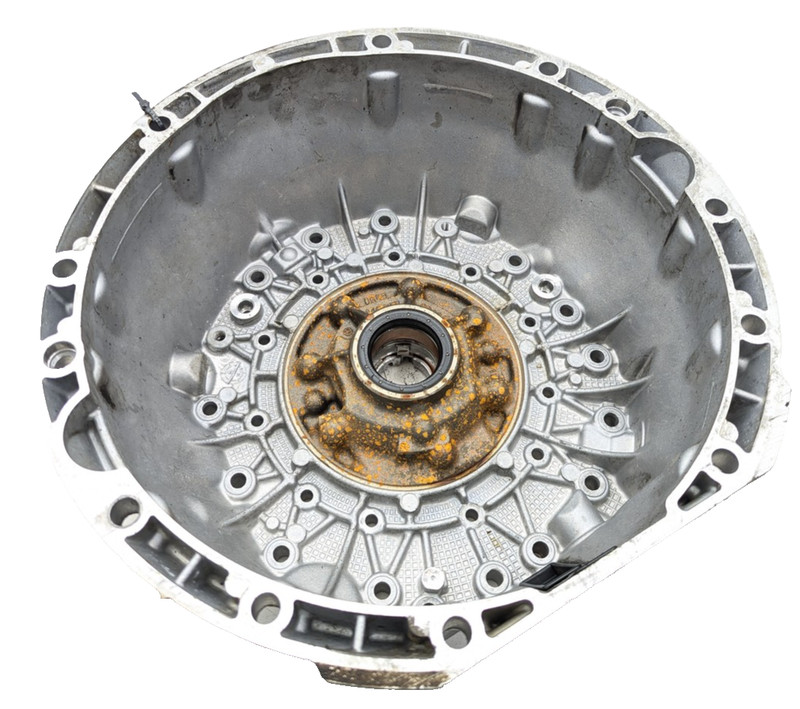 1999 2000 Mercedes ML430 Transmission Bell Housing