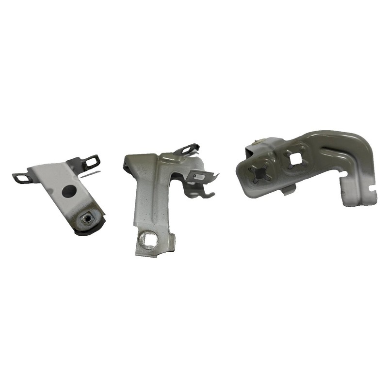 📌 12-19 BMW F30 F32 F33 F36 LEFT DRIVER SIDE FENDER BRACKETS MOUNTS SET OEM