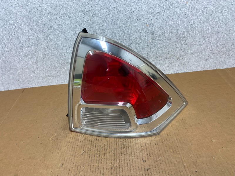 2006 2007 2008 2009 Ford Fusion Tail Light Right Passenger RH Side OEM AE0674 DW