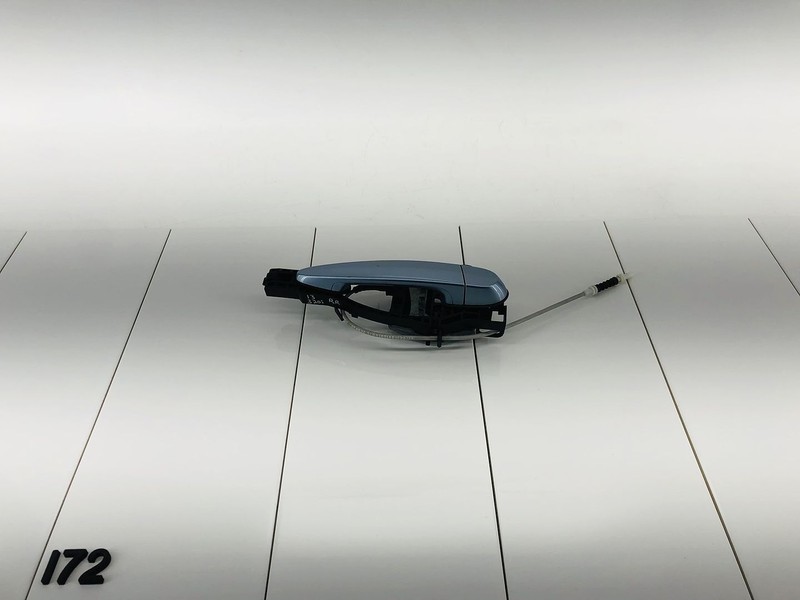 13-18 BMW 320I F30 REAR RIGHT SIDE EXTERIOR DOOR HANDLE LIQUID BLUE OEM
