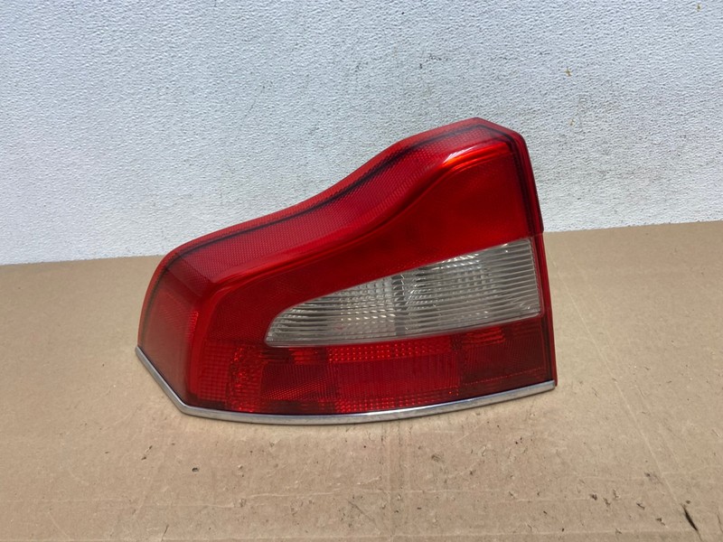 2007 to 2013 Volvo S80 Left Driver LH Side Tail Light Oem AE6049 LK