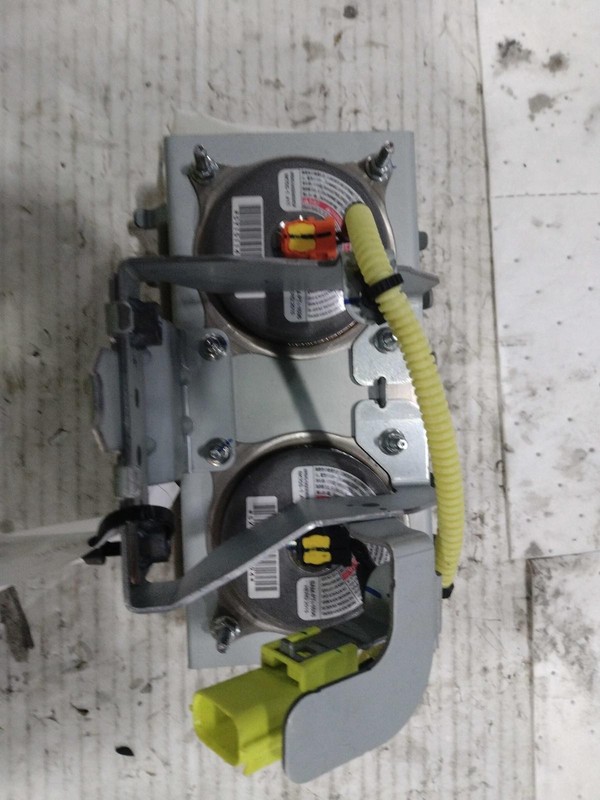 2015 Nissan JUKE Right Instrument Panel Air Bag RED 97K Miles OEM 287451