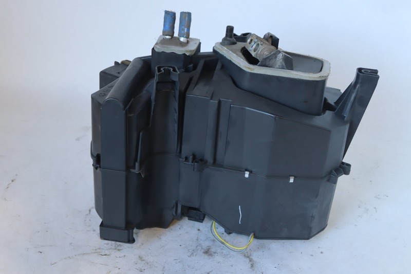 2018-2023 PETERBILT 579 PACCAR HVAC HEATER CORE HOUSING BOX F31-1209 OEM