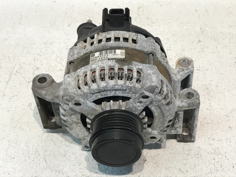 2013-2015 Chevrolet Chevy Malibu Alternator OEM 22905553