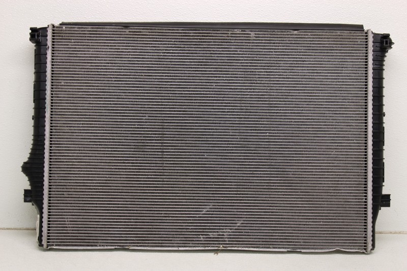 MK7 VW GTI Golf R Cooling Radiator Rad Alltrack Sportwagen Oem 2015-2021
