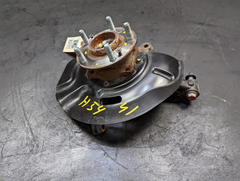 Front Left Steering Knuckle w/ Hub 2019 Hyundai Tucson 51715-D3100 2015-2020