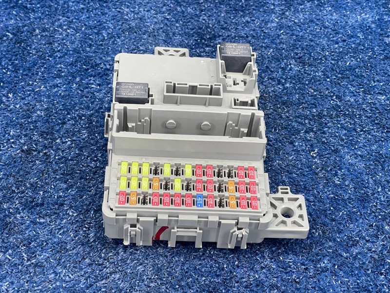 2016-2021 Honda Civic LX Interior Fuse Box BCM 2.0L TBD-A3 D7 OEM