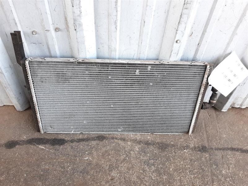 2011-2013 BMW 550i 650i Radiator Main AT 17117601832
