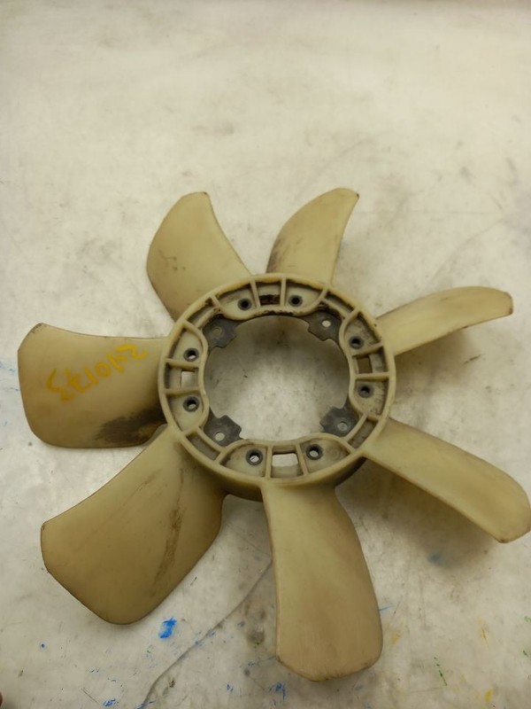 93 94 TOYOTA T100 3.0L RADIATOR FAN BLADE