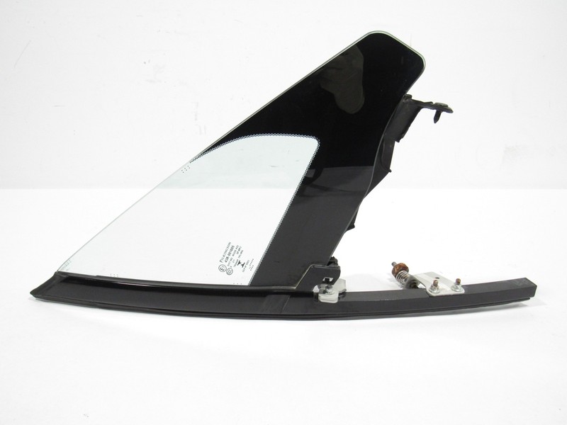 14-18 Aston Martin Vanquish 2014 Front Right Pass Door Vent Window Glass |Y2