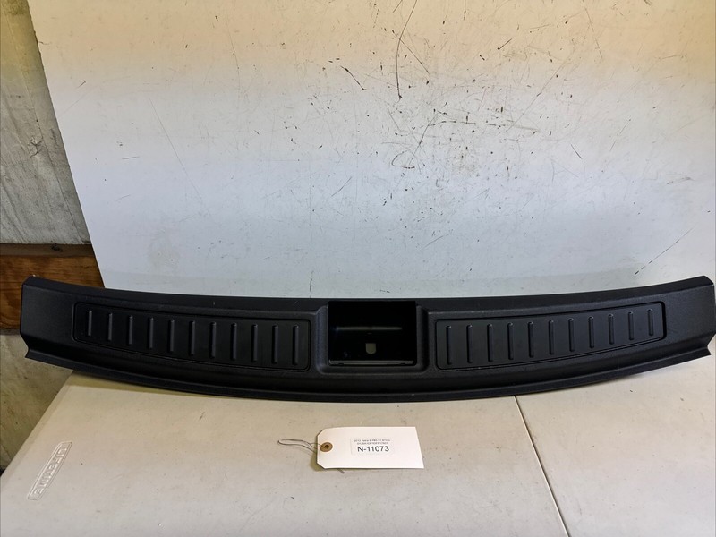TESLA MODEL S TRUNK SILL REAR TRUNK LATCH COVER 1010824-00-C 11073 M5