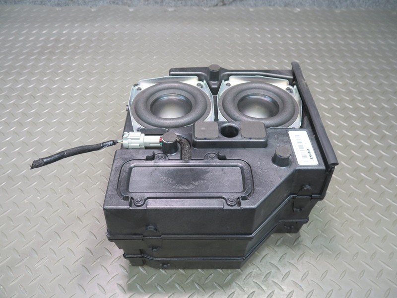 2013-2017 INFINITI JX35 QX60 BOSE SUBWOOFER SPEAKER BOX 28170-3JV1A