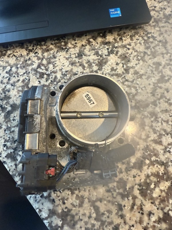 11 12 13 14 15 16 17 18 Dodge Durango Throttle Body Throttle 3.6L OEM 05184349AC