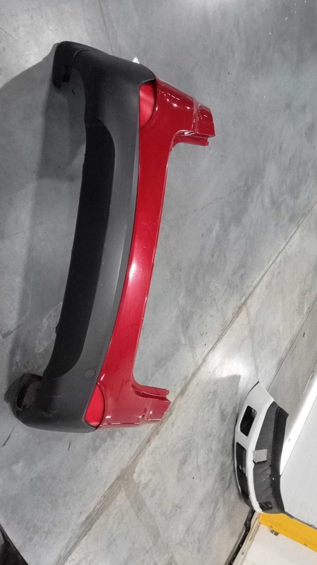 2013 Hyundai Tucson Rear Bumper Assembly OEM Red 86000 Miles NJ25-13201-366819