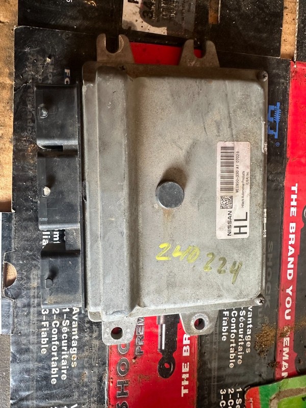 2010 Nissan Sentra Engine Control Module Computer ECU MEC950 A1 23710ZT80A