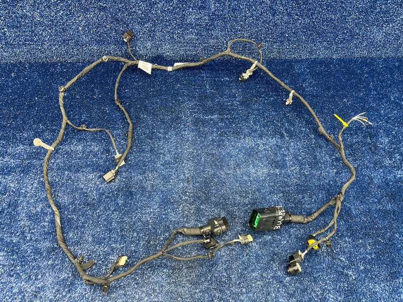 24-26RAM 1500 Big Horn Front Bumper Wiring Harness OEMOne connector is missing