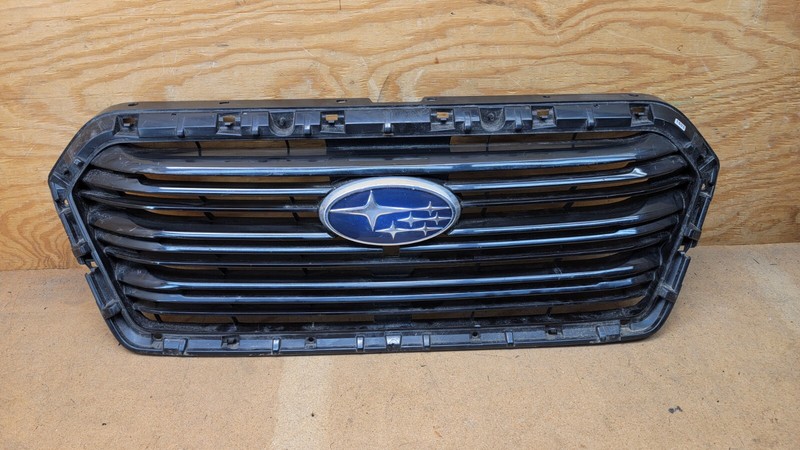 2019 2020 SUBARU ACCENT FRONT Bumper UPPER GRILLE With Emblem OEM
