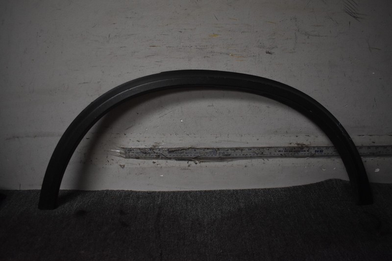 2017-2022 MERCEDES BENZ GLC300 4MATIC LEFT SIDE FENDER FLARE FACTORY OEM