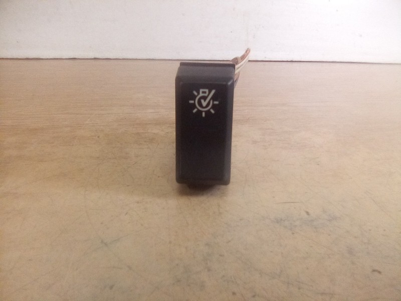 Volvo VNL 23448164 Lighting Test Switch W/Connector