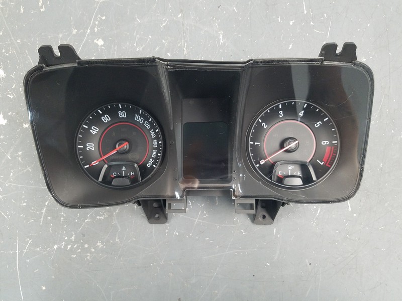 2013 Camaro ZL1 Gauge Cluster #7052 V8