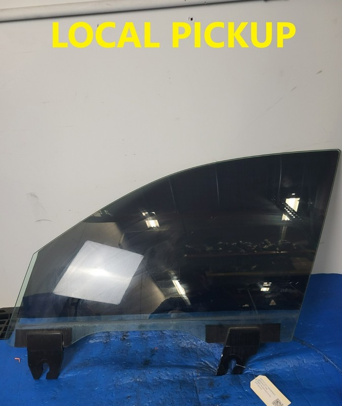 Used Oem Maserati Left Driver Front Door Window Glass for 2017-2020 Levante