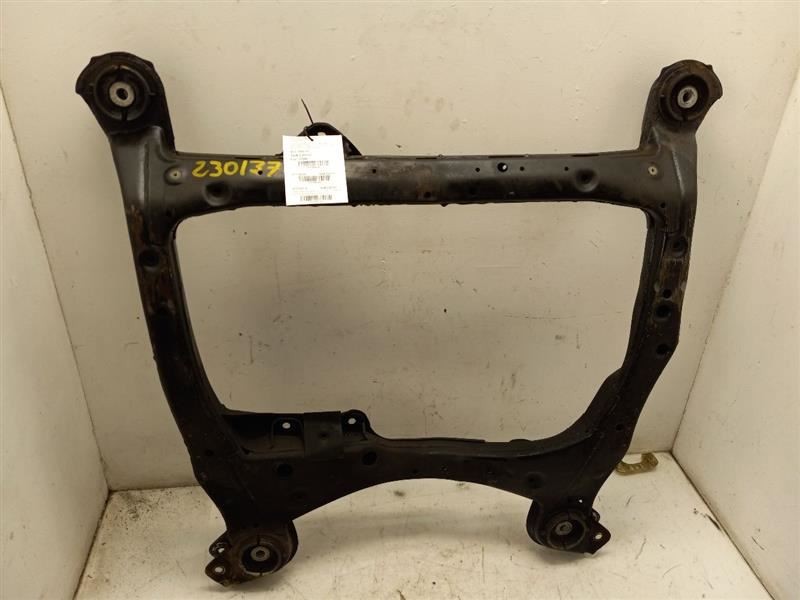 11-17 TOYOTA CAMRY 2.2L FWD AT CROSSMEMBER / SUBFRAME