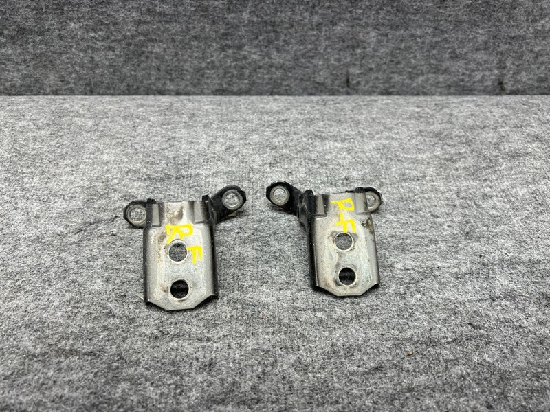 INFINITI Q50 2014-2023 OEM FRONT RIGHT PASSENGER DOOR HINGE HINGES BRACKETS PAIR