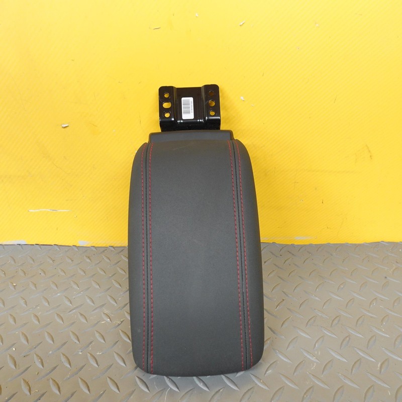2023-2025 DODGE HORNET CENTER CONSOLE ARM REST BLACK LEATHER OEM 01561697580