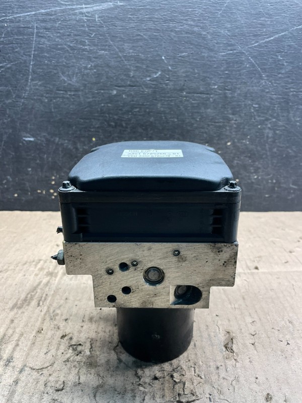 2007 to 2010 BMW X5 E70 ABS Anti-Lock Brake Pump 3451 6780126-02 OEM AC0915 DG