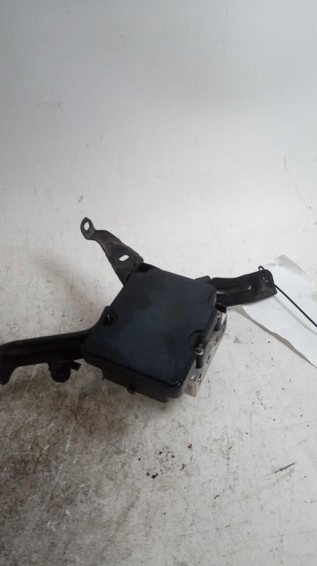 2019 Subaru BR-Z ABS Pump & Motor Assembly OEM 27596CA670 82K Miles Silver