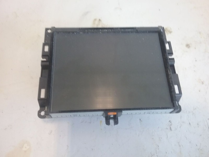 2015 Chrysler 200 Radio Receiver 8.4" Display w/Navigation