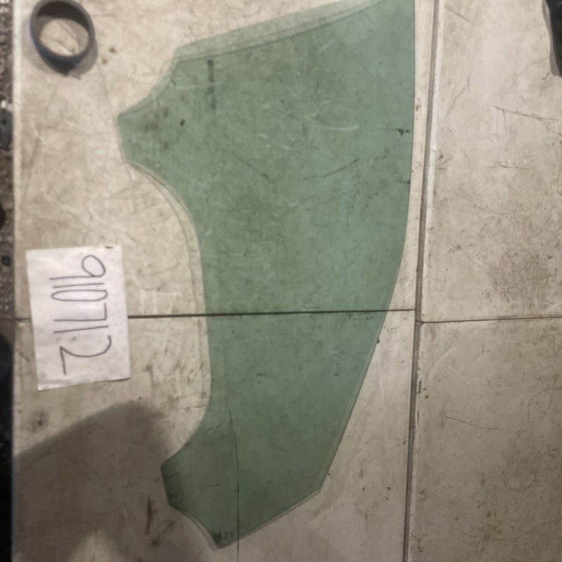 2004 - 2009 Cadillac Srx Glass Window Door Front Rh Right Passenger Oem