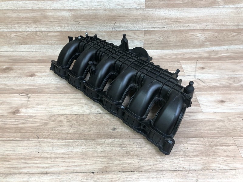 BMW F10 535 OEM FRONT ENGINE MOTOR AIR INTAKE MANIFOLD N55 2011-2016