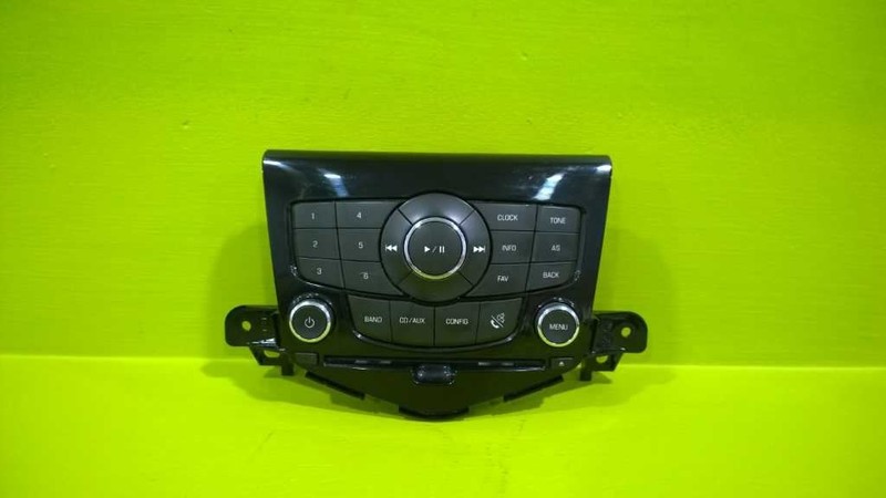 11 12 13 14 15 16 CRUZE RADIO CONTROL PANEL OEM 3228-4