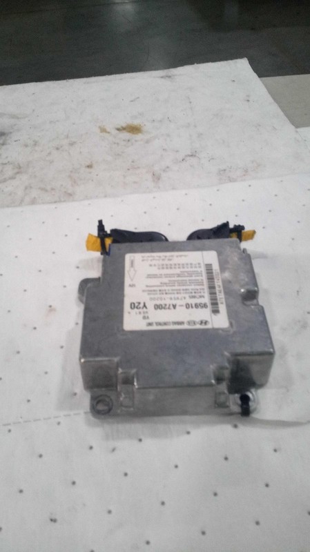 Used Air Bag Module fits: 2016 Kia Forte Air Bag center console ID 95910A7200 Gr