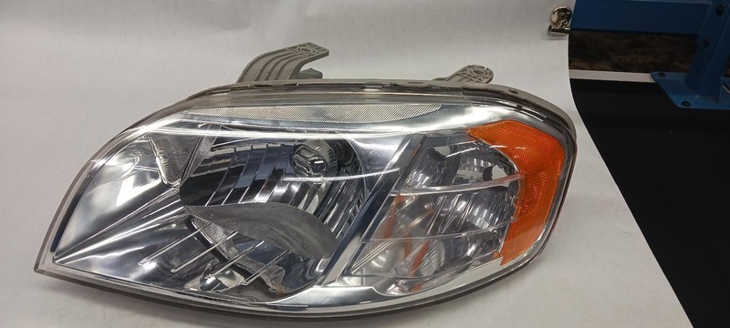 2008 CHEVROLET AVEO Left driver headlight Headlamp SEDAN OEM 07 08 09 10 11