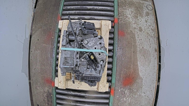 2015 Chrysler 200 Automatic Transmission Assembly 2.4L OEM 138K Miles FWD